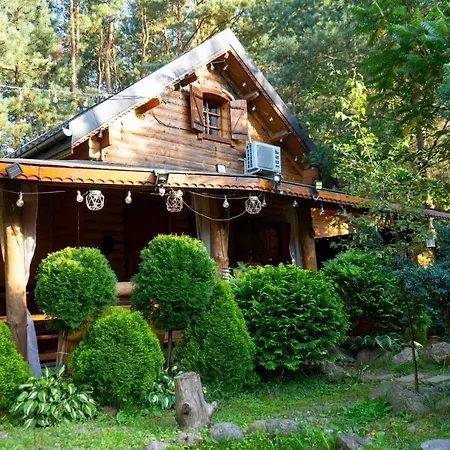 Ferienhaus W Ogrodzie Caloroczny 800m Od Parku Wodnego Suntago Ranczo Gold Mania Krzyzowka (Zyrardow)