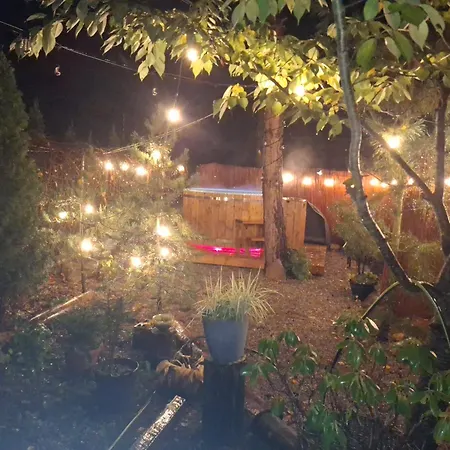 Ferienhaus W Ogrodzie Caloroczny 800m Od Parku Wodnego Suntago Ranczo Gold Mania *